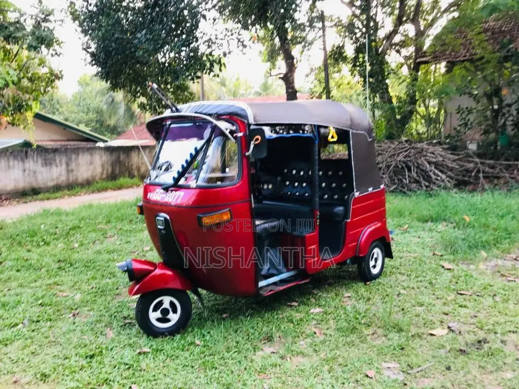 Bajaj Re 2 stroke 2000 Three Wheel (Used)