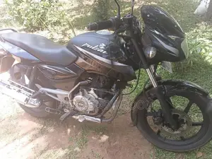 Bajaj Pulser 150 2015 Motorbike (Used)