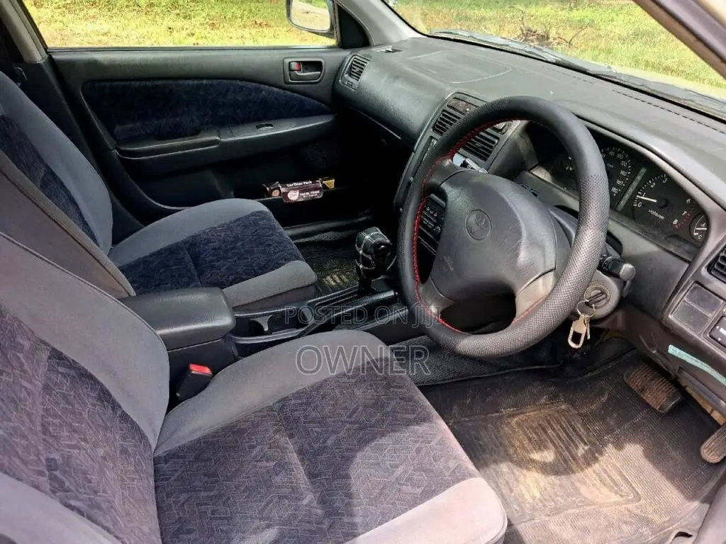 Toyota Carina 2006 Car (Used)