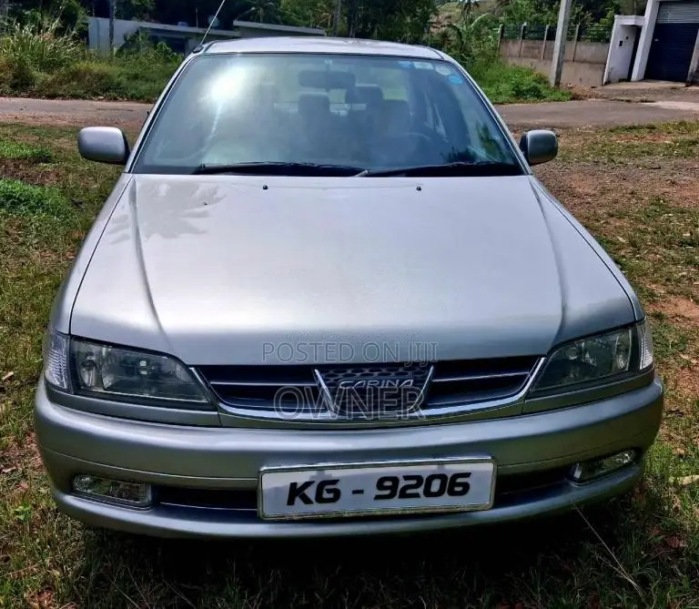 Toyota Carina 2006 Car (Used)