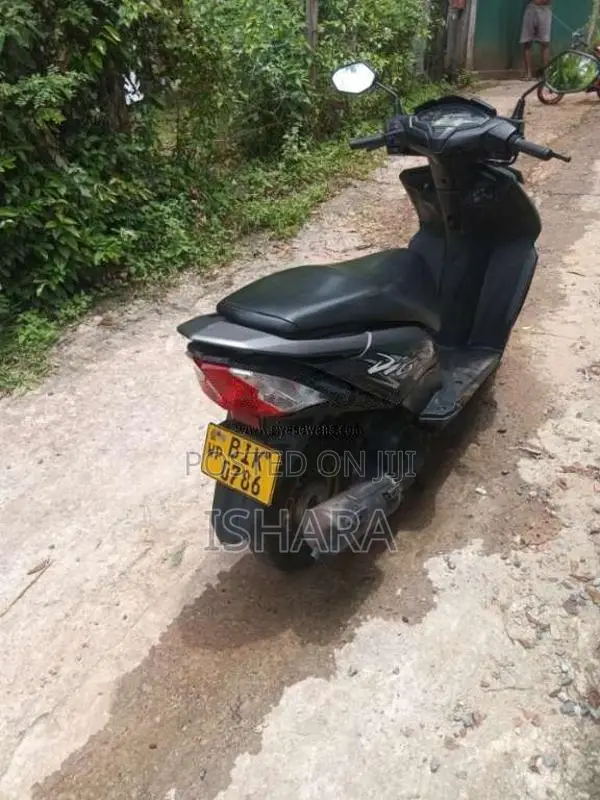 Honda Dio 2019 Motorbike (Used)