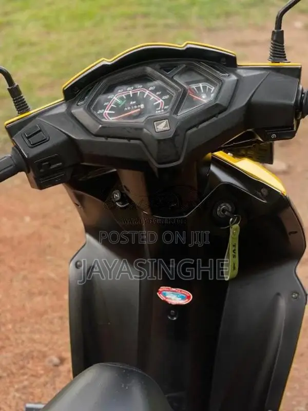 Honda Dio 2017 Motorbike (Used)
