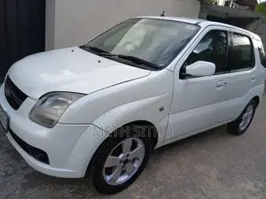 Chevrolet Cruze 2005 Car (Used)