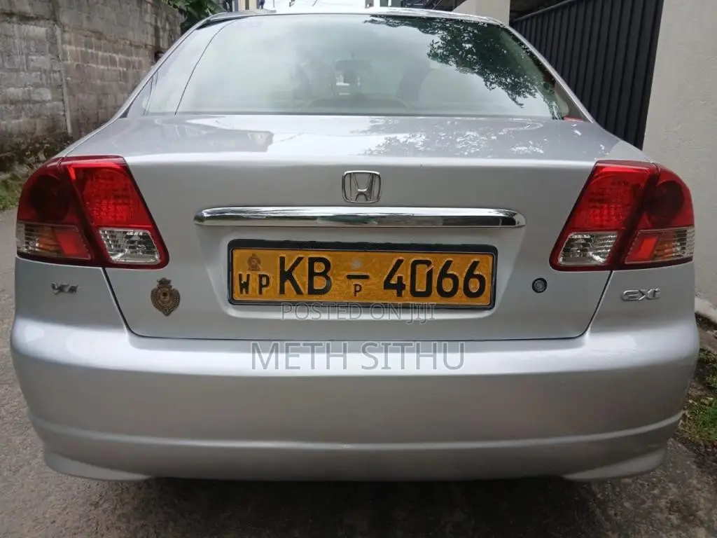 Honda Civic Es8 2005 Car (Used)