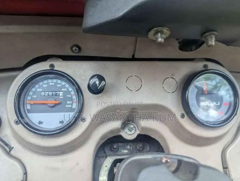 Bajaj 4 Stroke 2016 Three Wheel (Used)