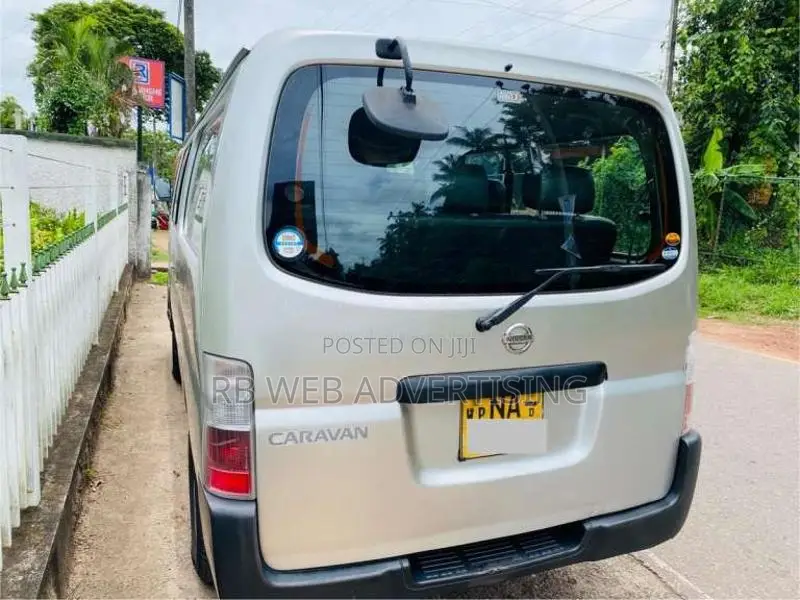 Nissan Caravan E25 Long 2003 Van (Used)