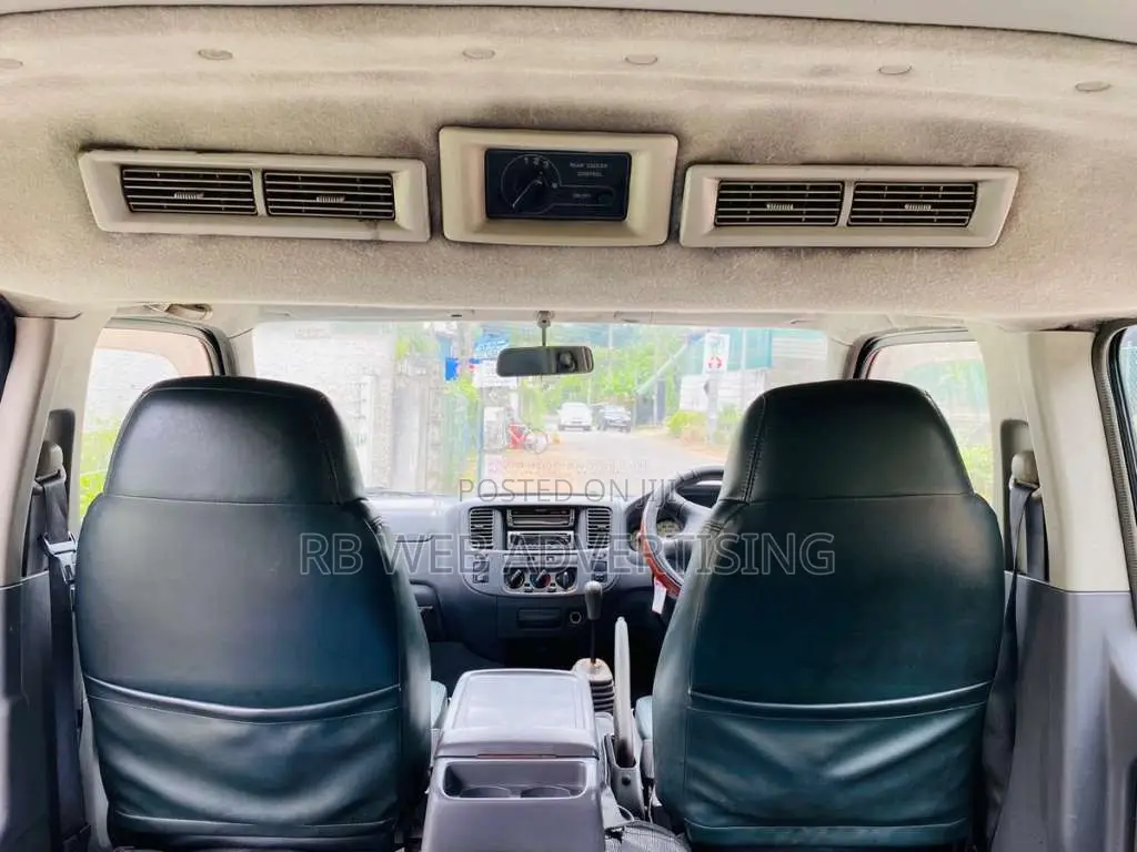 Nissan Caravan E25 Long 2003 Van (Used)