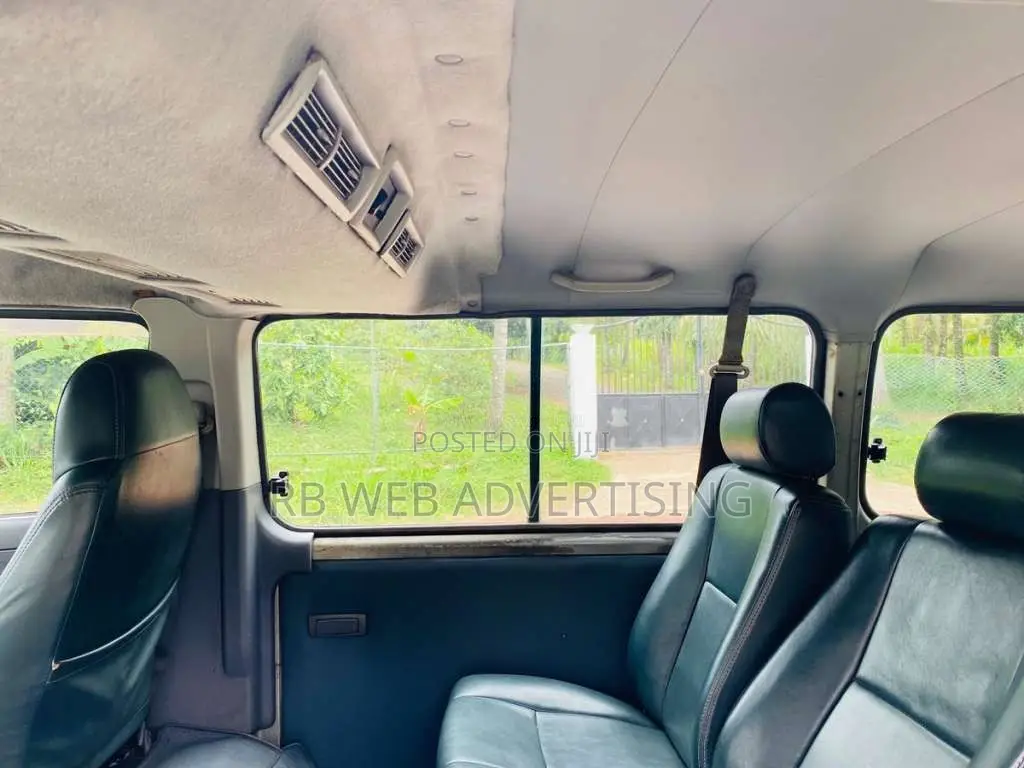 Nissan Caravan E25 Long 2003 Van (Used)