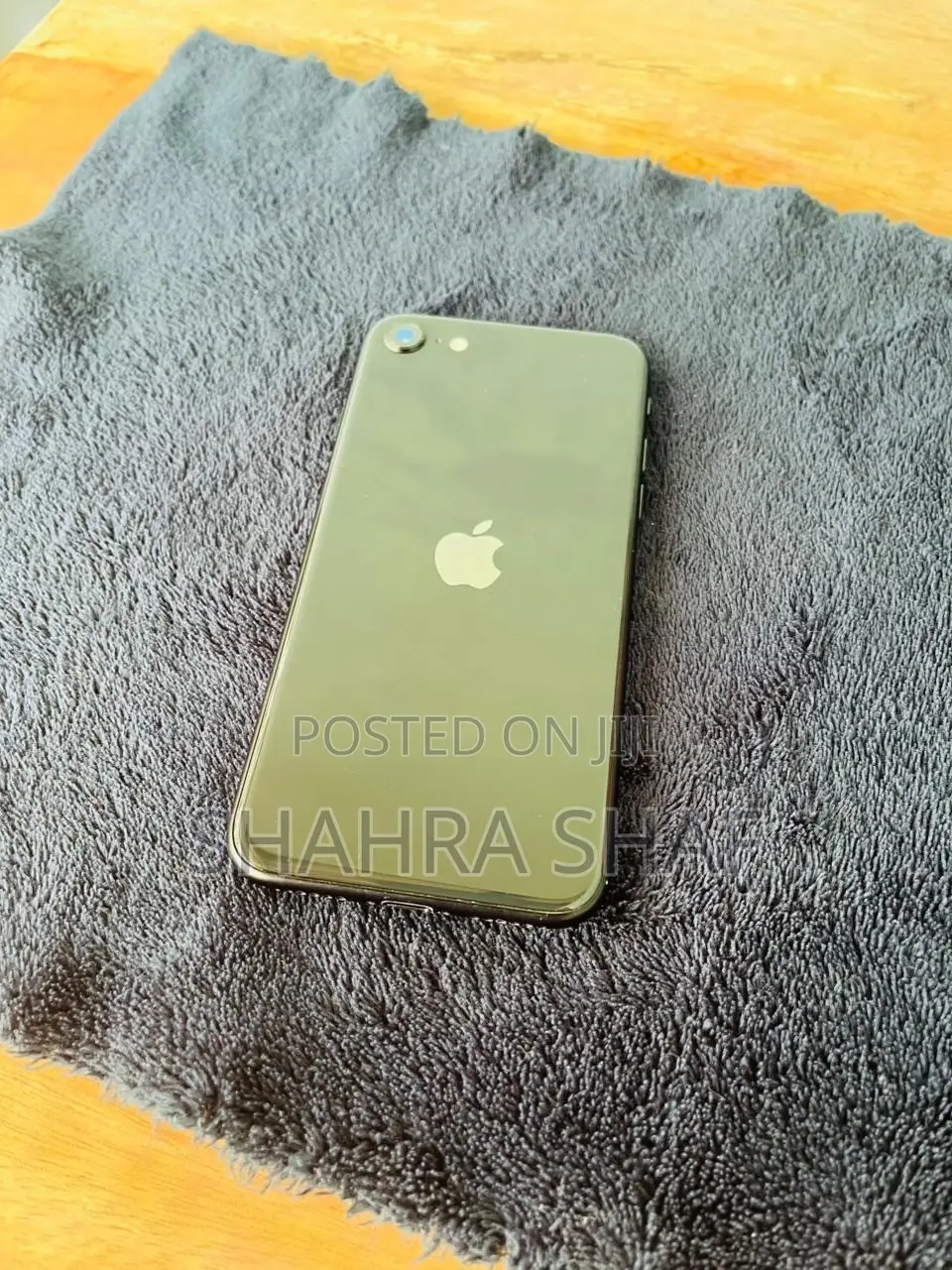 Apple iPhone SE (2020) 128 GB Black