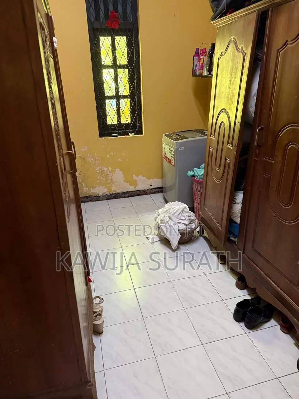 Furnished 3bdrm Mansion in Wattala for sale