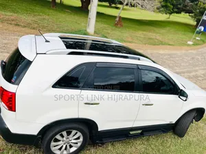 Kia Sorento LX 2012 White
