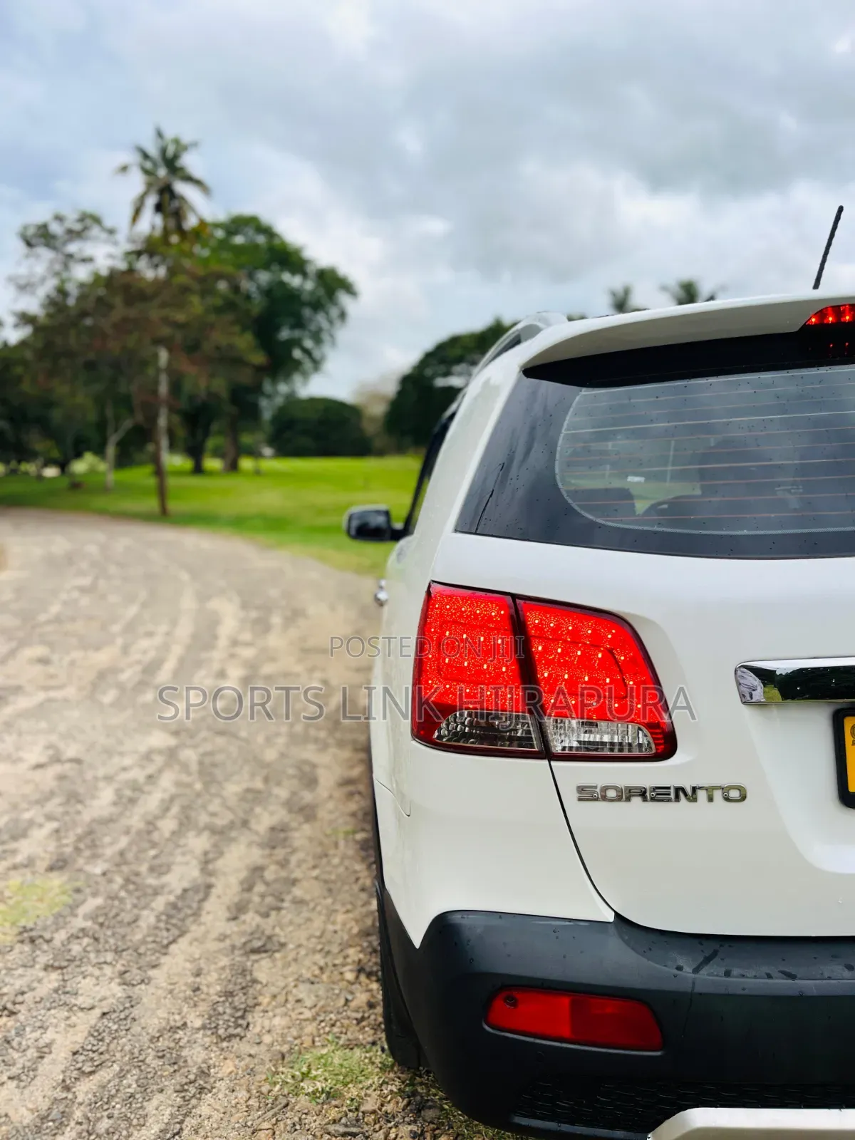 Kia Sorento LX 2012 White