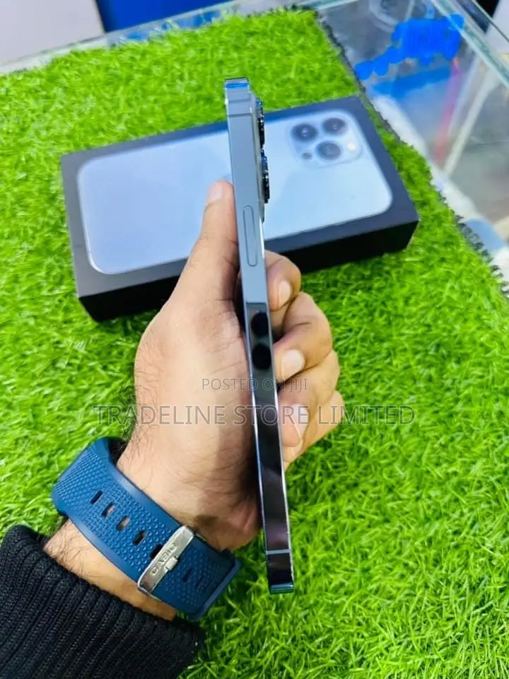 New Apple iPhone 13 Pro Max 512 GB Blue