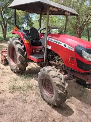 Massey-Ferguson E 1650 2023 Tractor (Used)