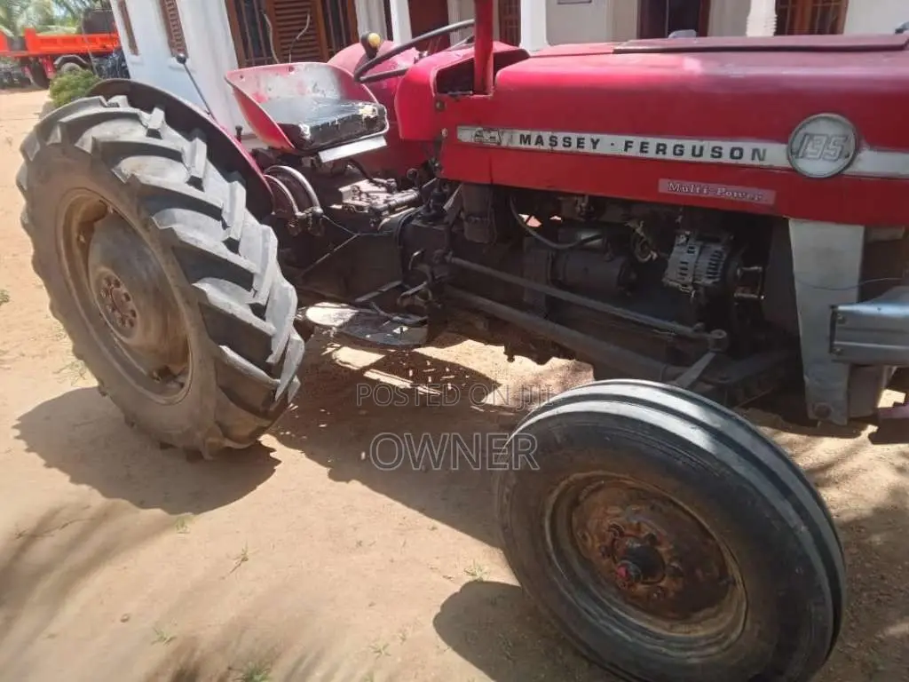 Massey-Ferguson 135 1978 Tractor (Used)