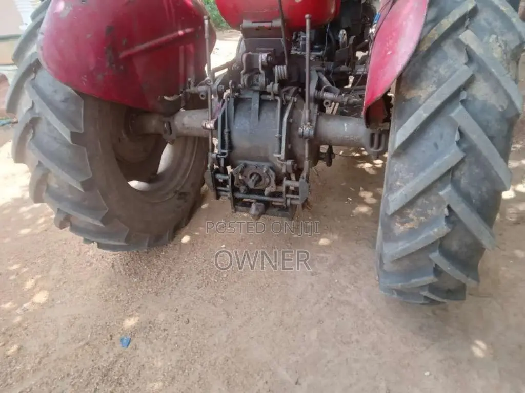 Massey-Ferguson 135 1978 Tractor (Used)