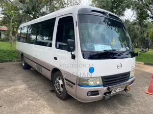 Toyota Hino 2011 Bus (Used)