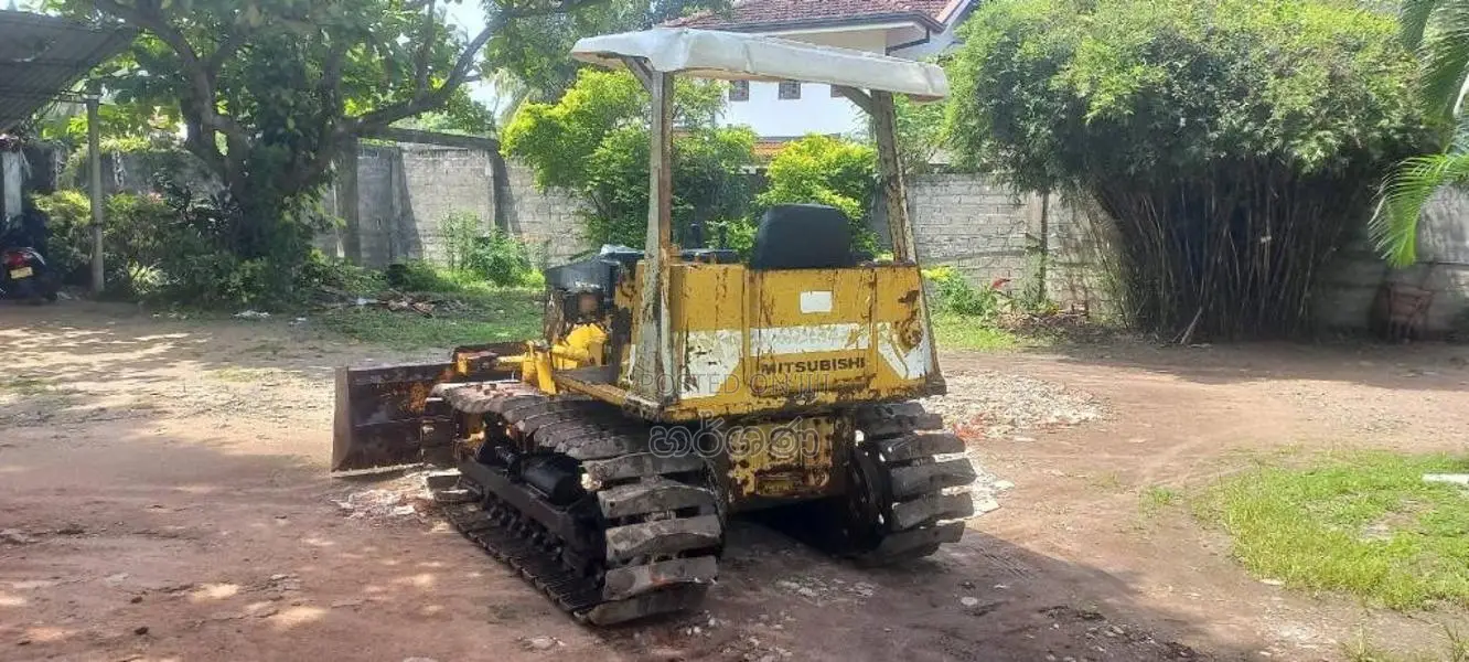 Mitsubishi Bd-2J Dozer 2015 Heavy-Duty (Used)
