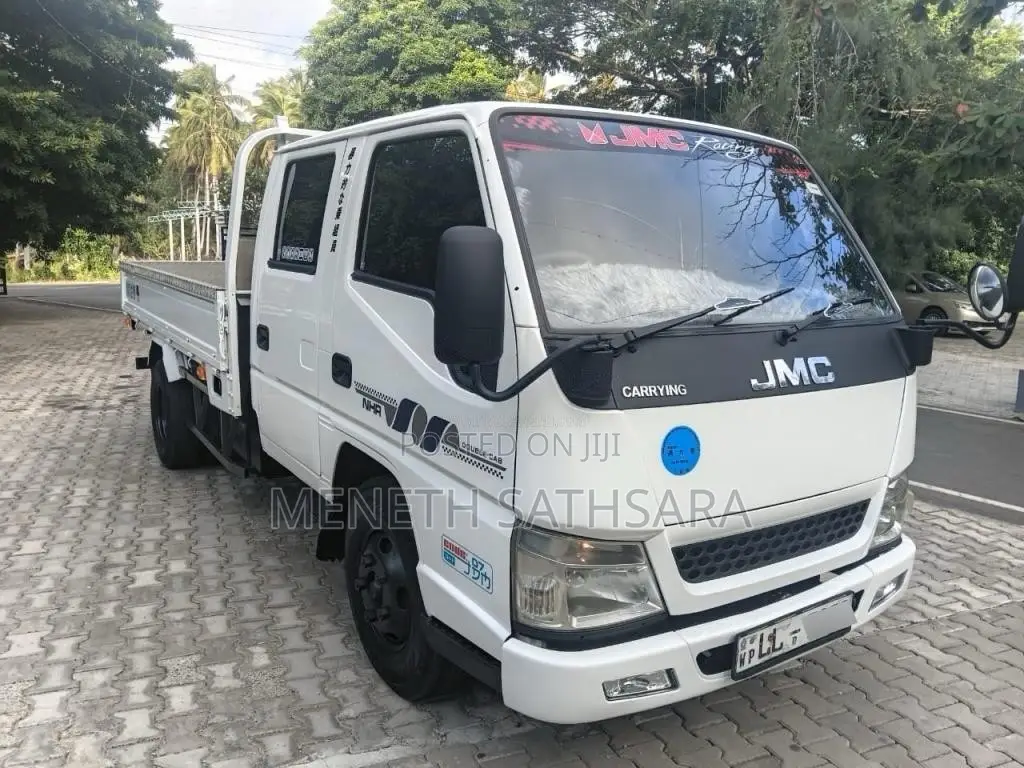 JMC Carrying 2014 Crew Cab (Used)