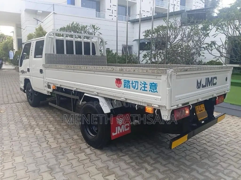 JMC Carrying 2014 Crew Cab (Used)