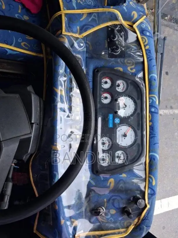 Ashok-Leyland Viking 2014 Bus (Used)