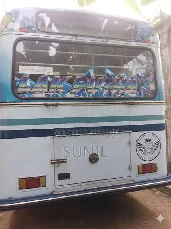 Ashok-Leyland Viking 2013 Bus (Used)