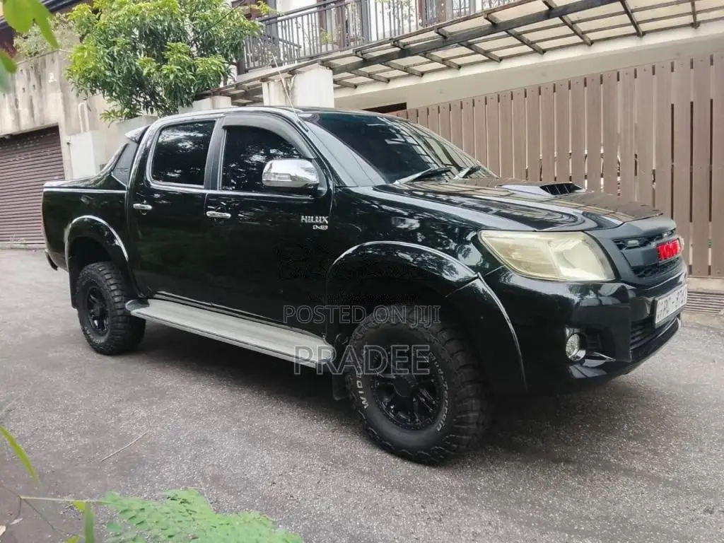 Toyota Hilux 2007 Pickup (Used)