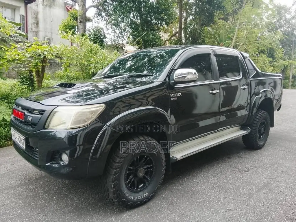 Toyota Hilux 2007 Pickup (Used)