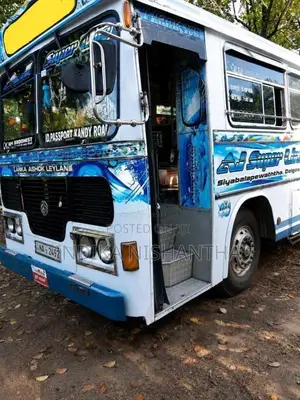Ashok-Leyland LELAND 2006 Bus (Used)