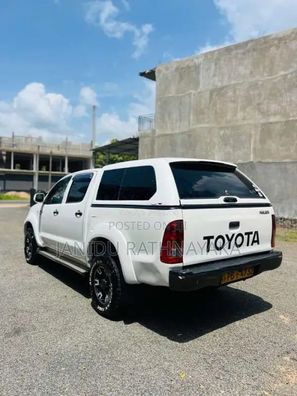 Toyota Hilux 2007 Pickup (Used)