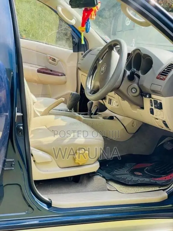 Toyota Hilux Vigo G 2008 Pickup (Used)