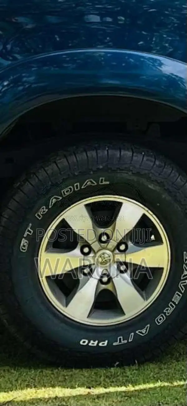 Toyota Hilux Vigo G 2008 Pickup (Used)
