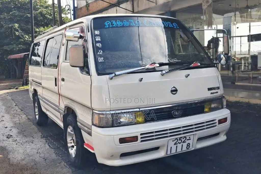 Nissan Caravan Long 1994 Van (Used)