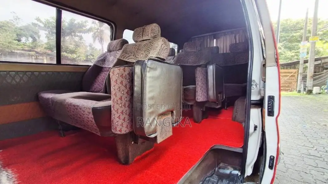 Nissan Caravan Long 1994 Van (Used)