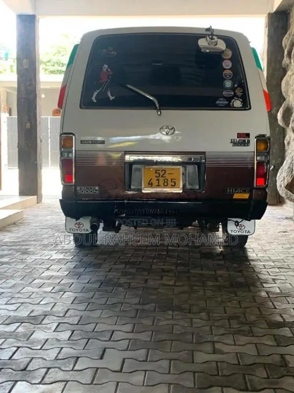 Toyota LH61 1985 Van (Used)