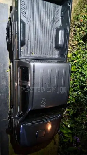 Toyota Hilux 2009 Pickup (Used)