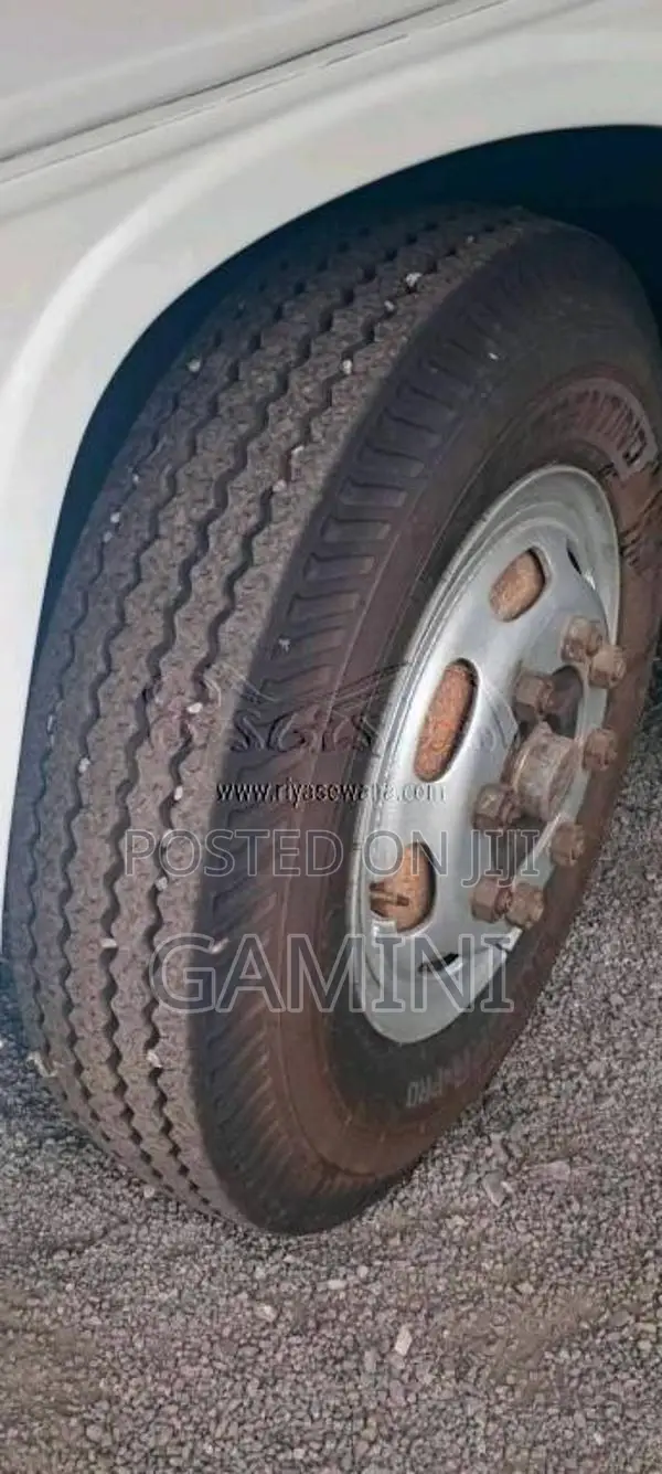 JAC YOUYI 2005 Bus (Used)