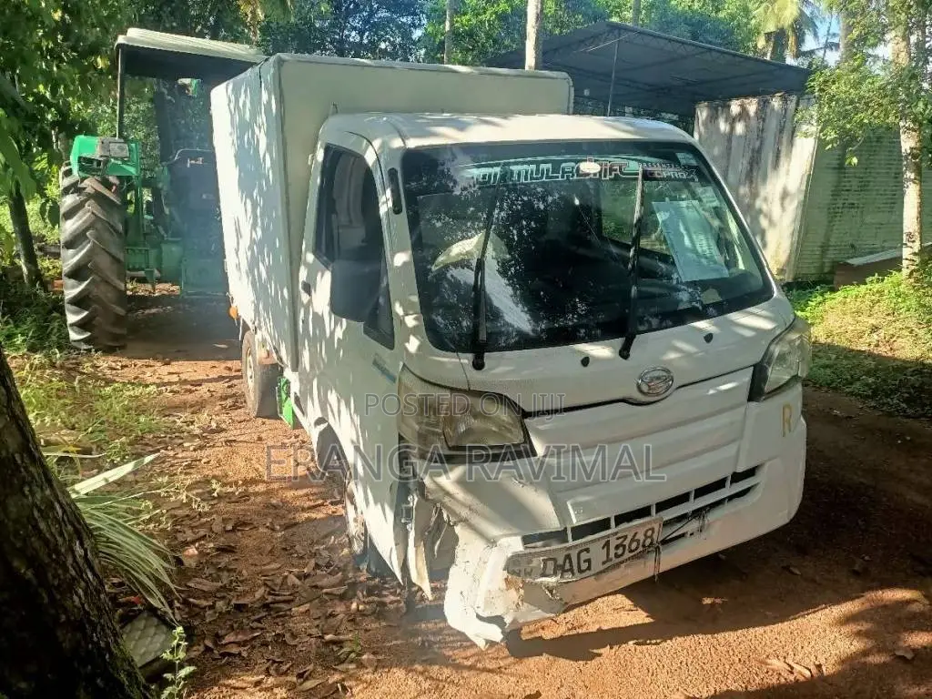 Daihatsu Hijet S500 Frezer 2015 Lorry (Used)