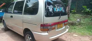 Nissan Serena 1991 Van (Used)