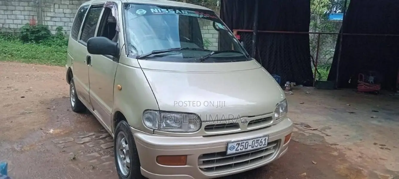 Nissan Serena 1991 Van (Used)