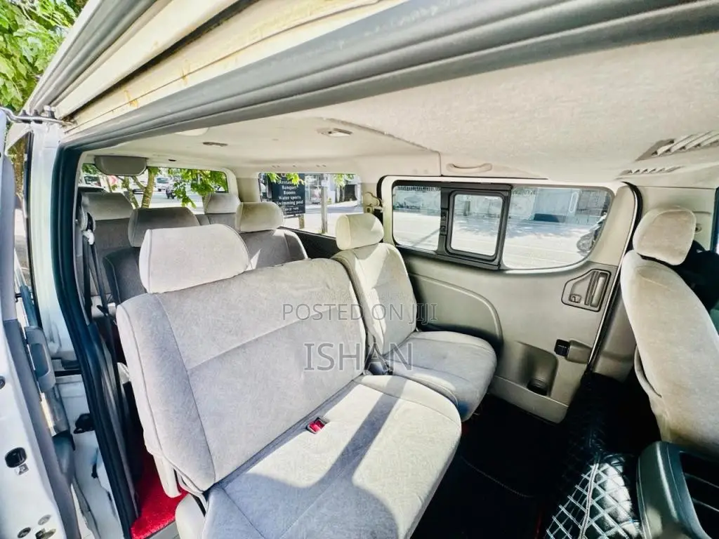 Nissan NV350 Premium GX 2015 Van (Used)