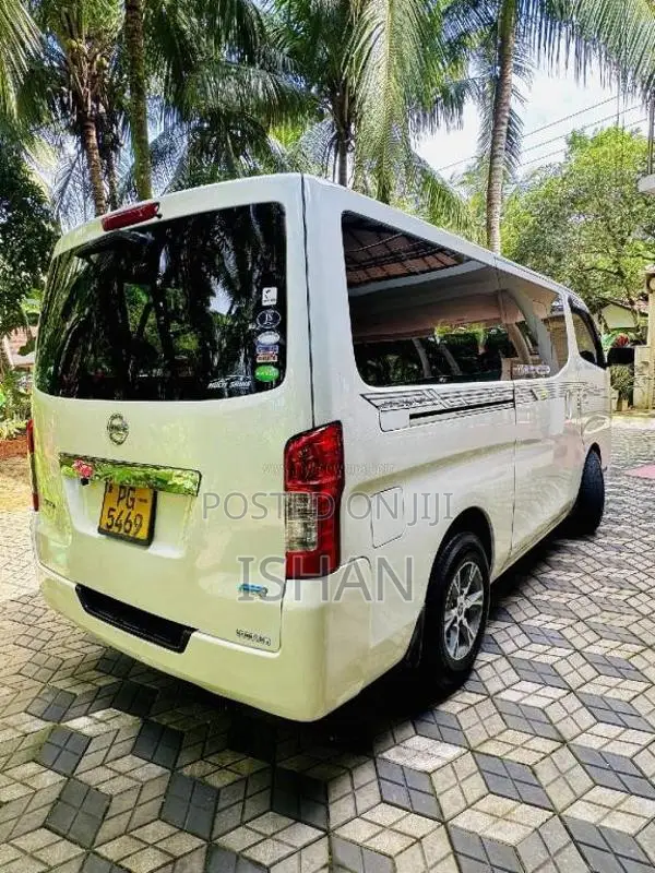 Nissan NV350 Premium GX 2015 Van (Used)