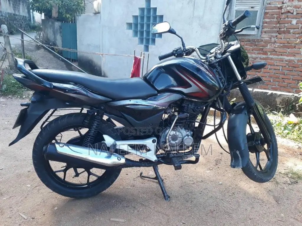 Bajaj Discover 2014 Motorbike (Used)