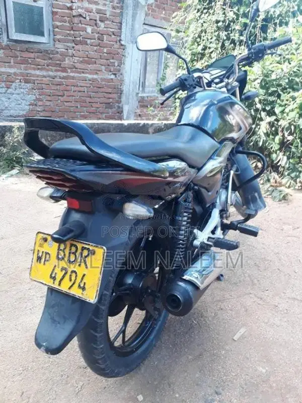 Bajaj Discover 2014 Motorbike (Used)