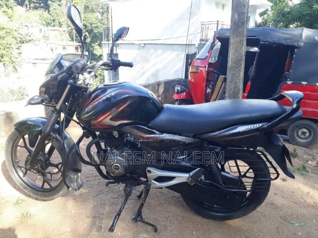 Bajaj Discover 2014 Motorbike (Used)