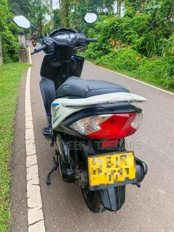 Honda Dio 2019 Motorbike (Used)