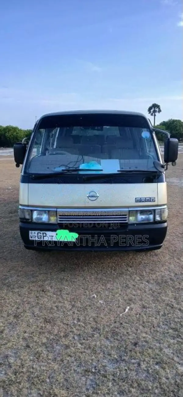 Nissan Caravan 1997 Van (Used)