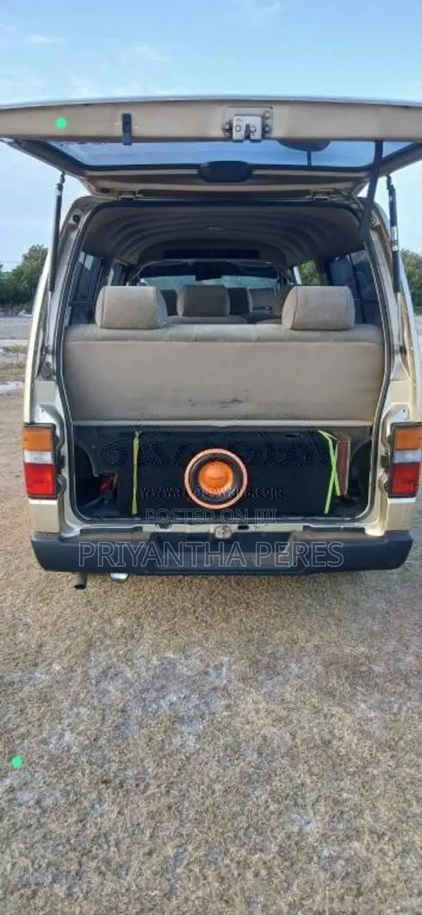 Nissan Caravan 1997 Van (Used)