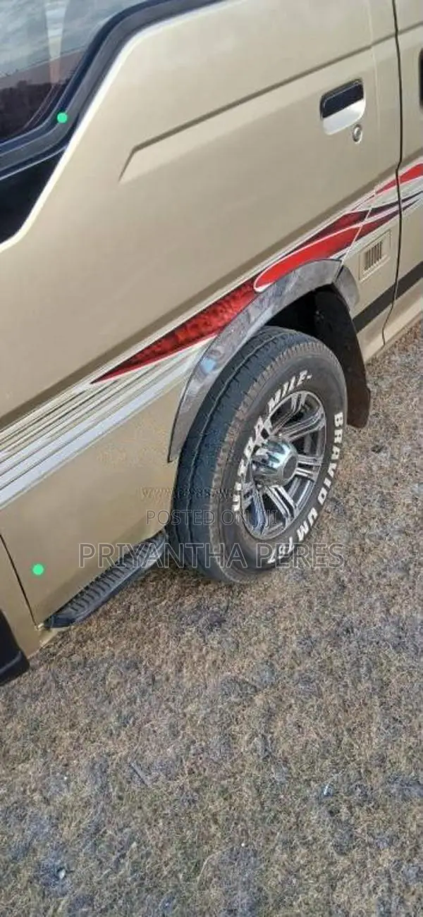 Nissan Caravan 1997 Van (Used)