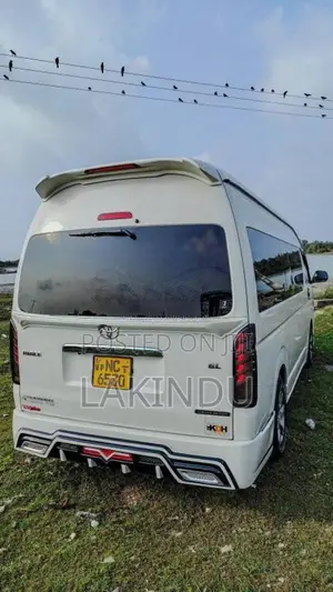 Toyota HIACE KDH High Roof2016 2015 Van (Used)